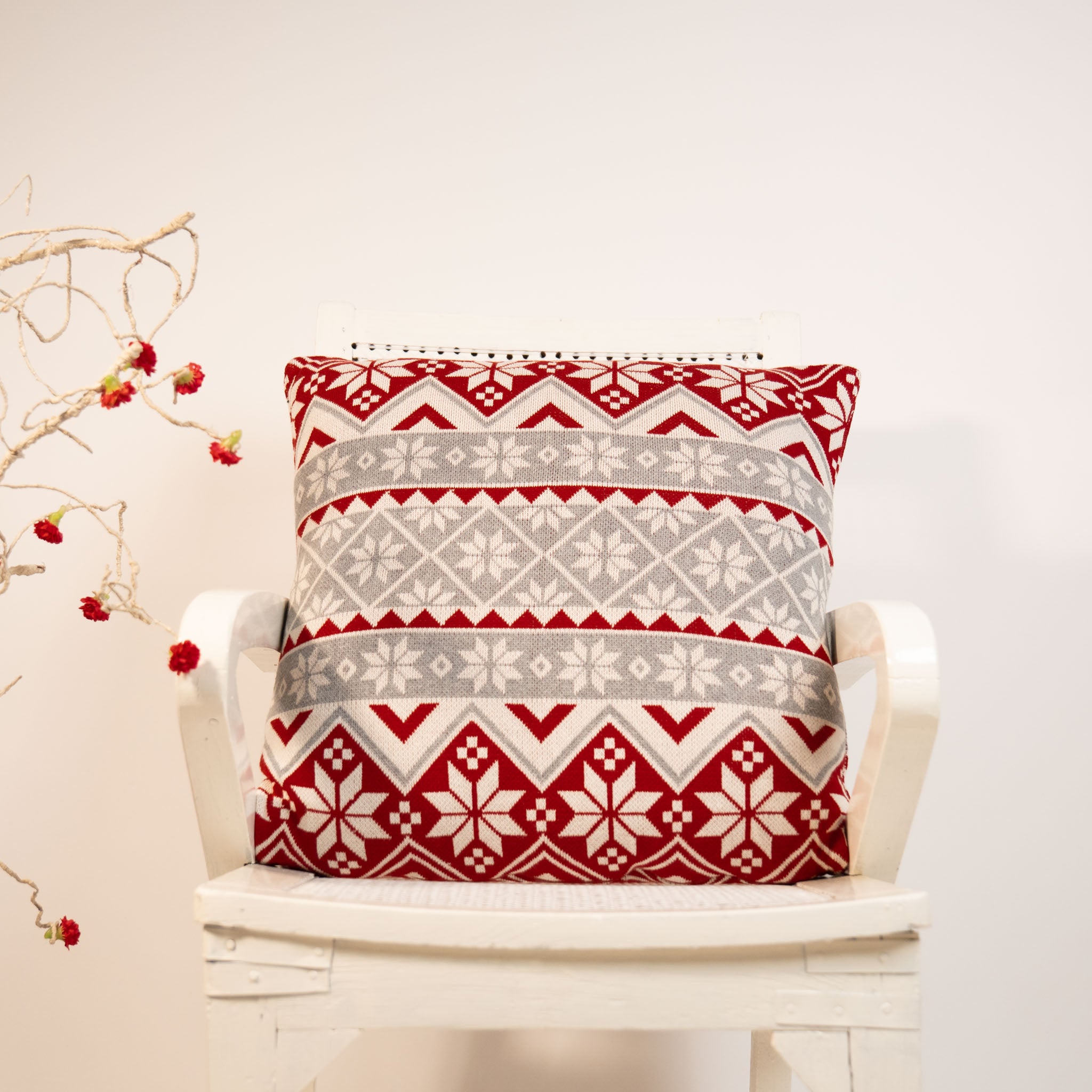 Snowflake Cushion Cover ( Pack Of 1 )